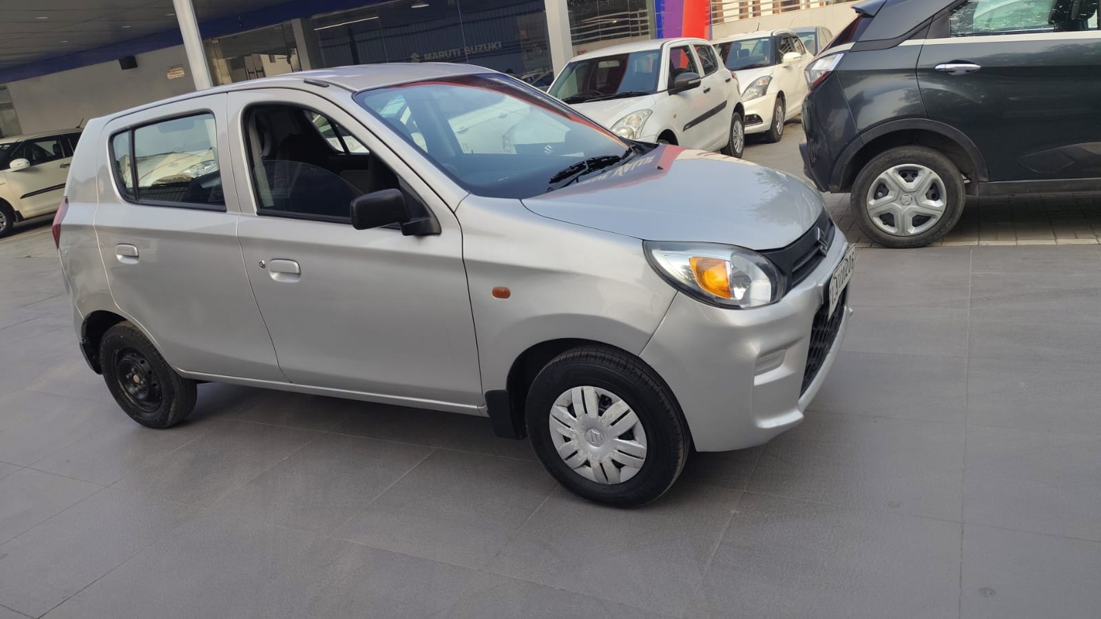 Maruti Suzuki Alto LXI - Silver