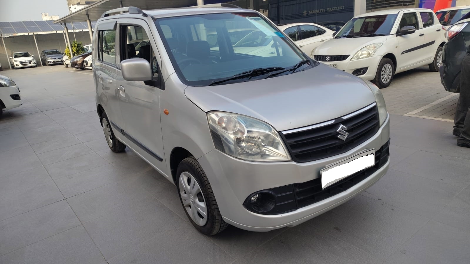 Maruti Suzuki Wagon R VXI - Silver