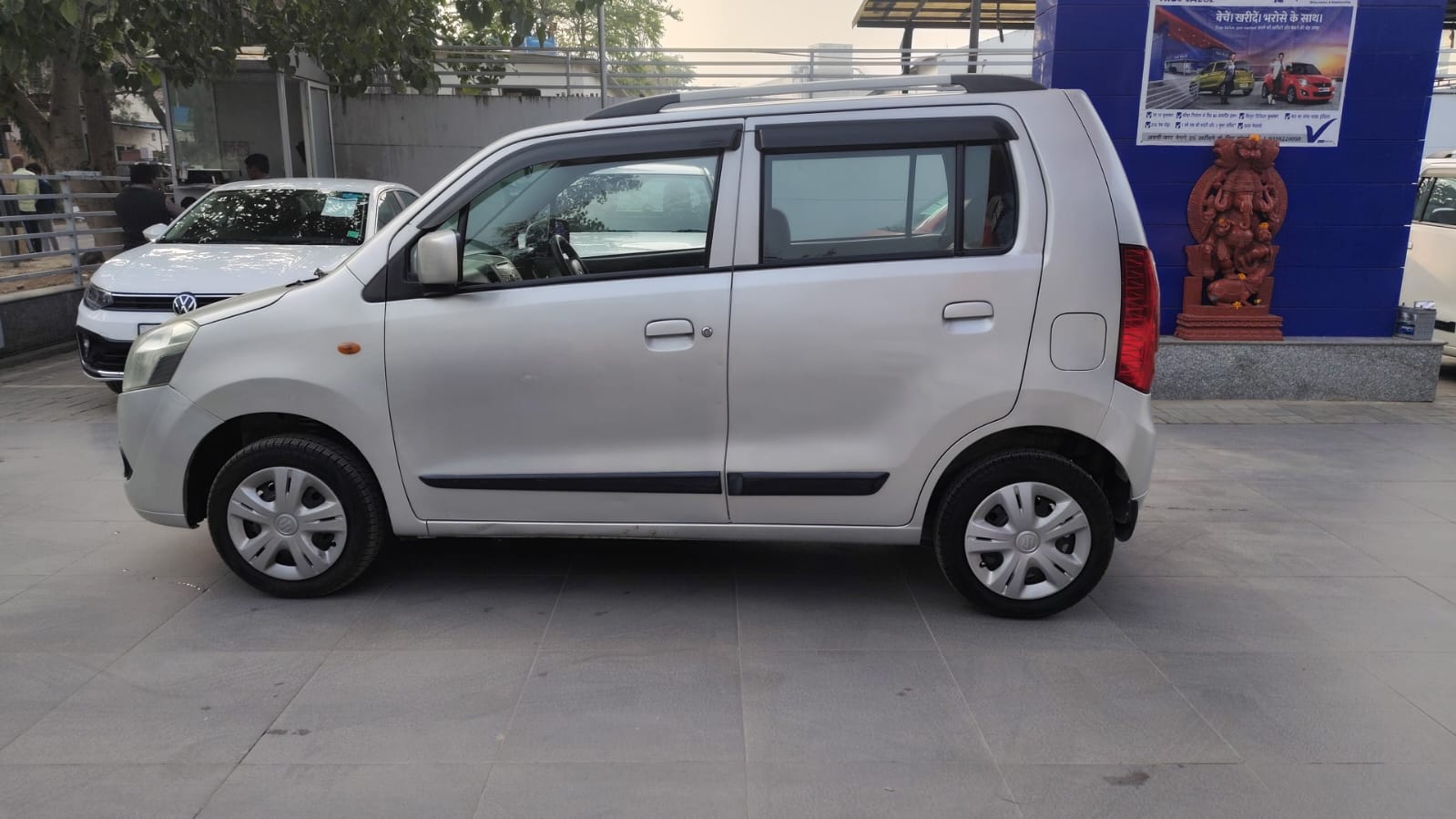 Maruti Suzuki Wagon R VXI - Silver