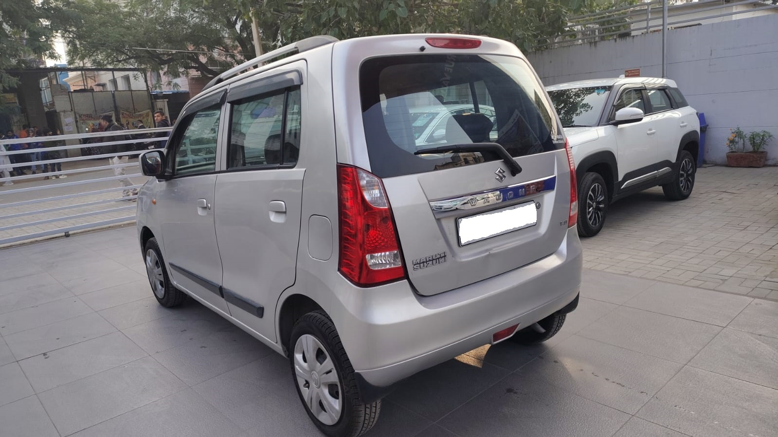 Maruti Suzuki Wagon R VXI - Silver