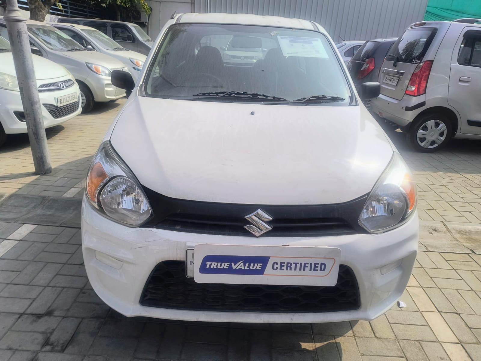 Maruti Suzuki Alto 800 LXI -White