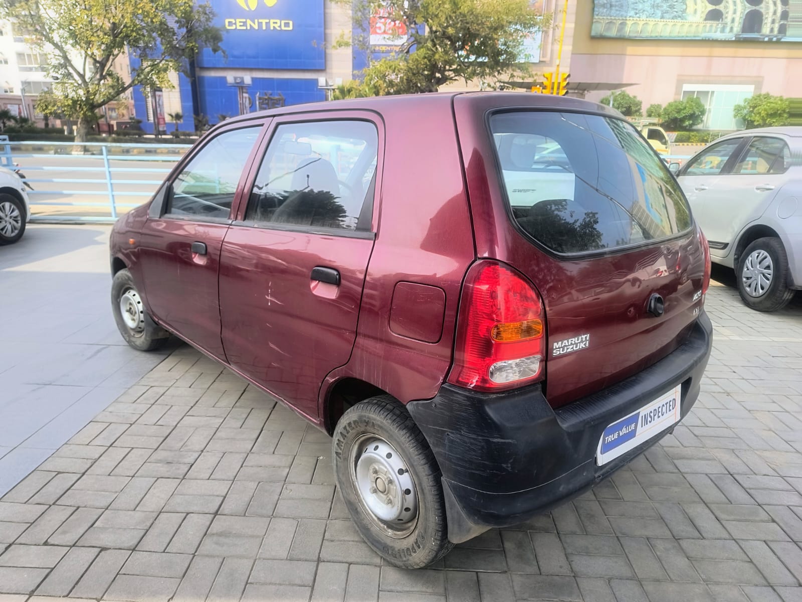 Maruti Suzuki - Alto LXI - Red