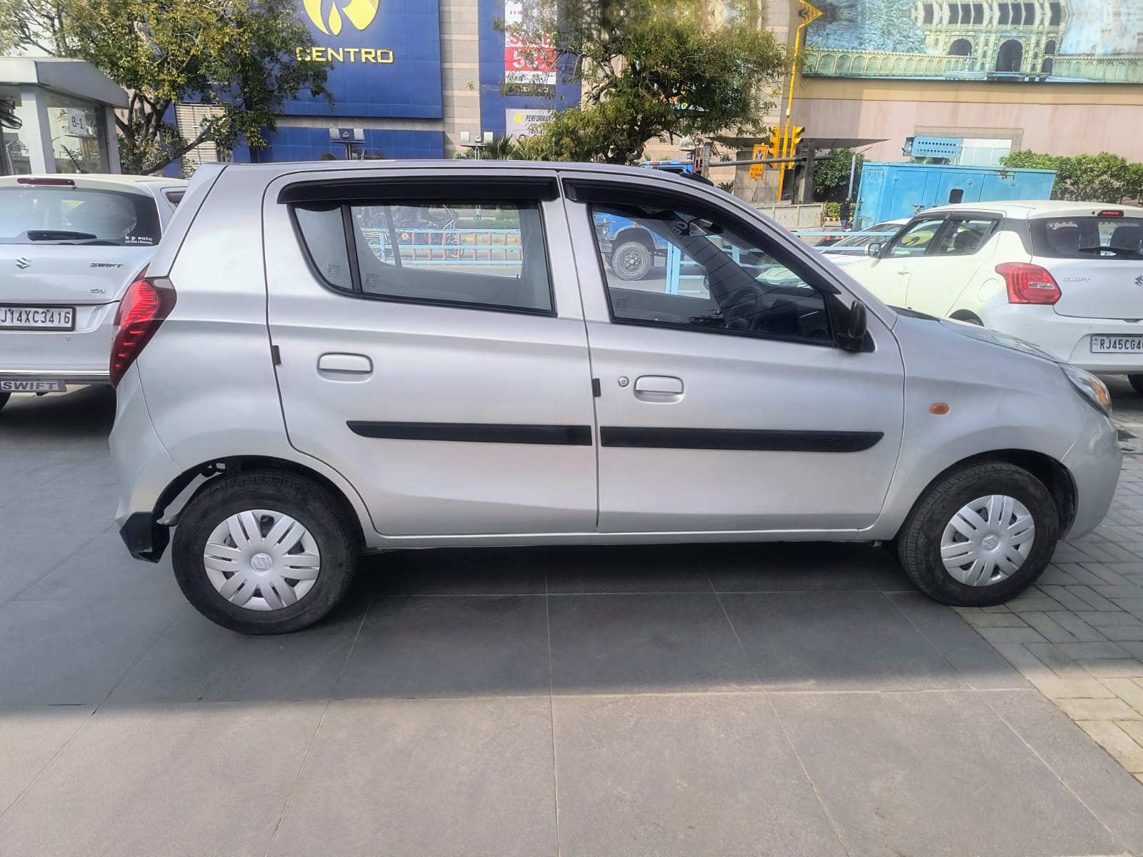 Maruti Suzuki Alto 800 LXI - Silver