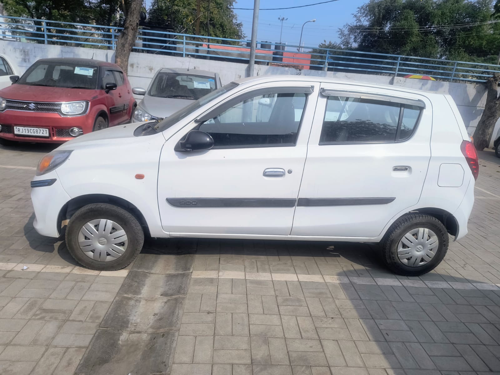 Maruti Suzuki Alto 800 LXI - White