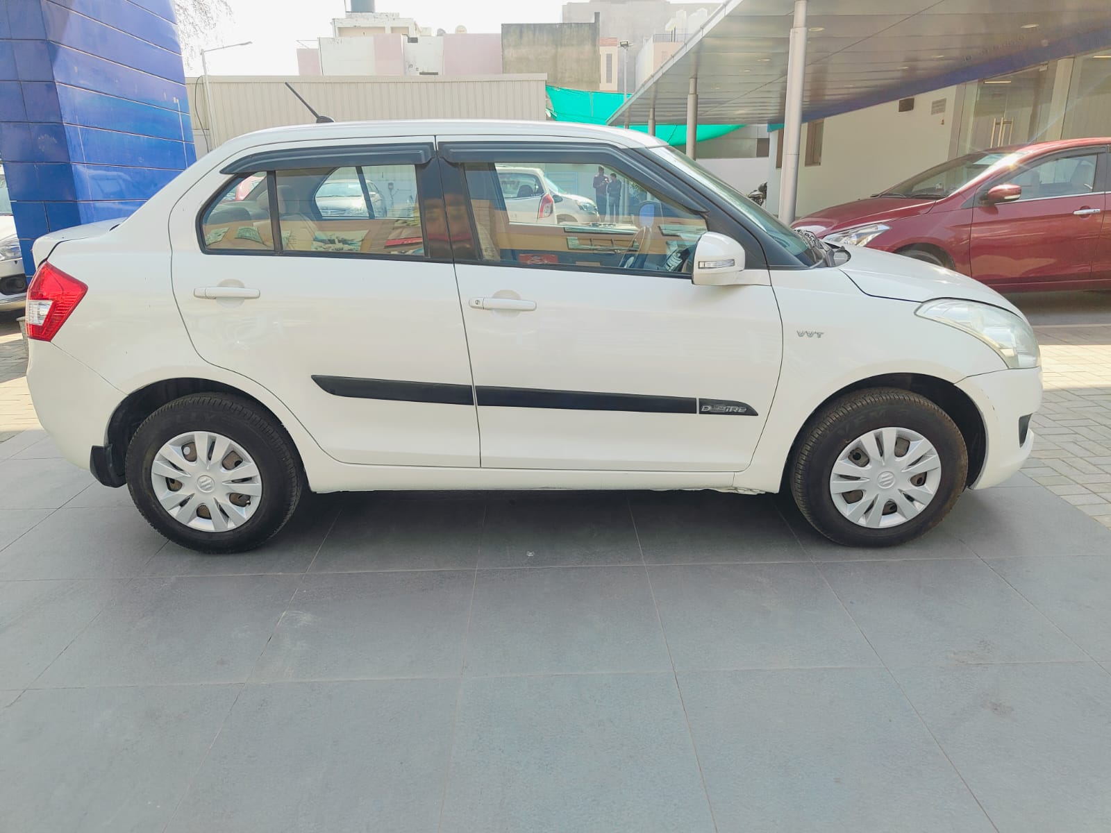 Maruti Suzuki - Dzire VXI - White