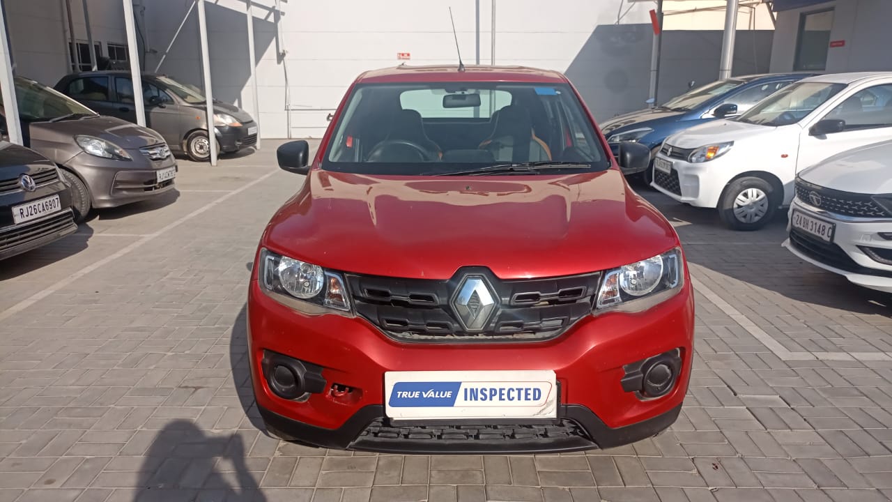 Renault Kwid RXL- Red