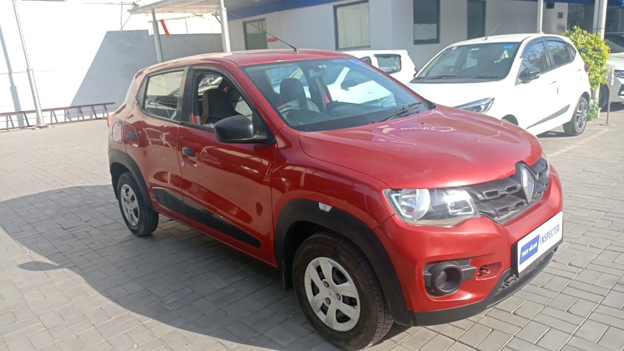 Renault Kwid RXL- Red