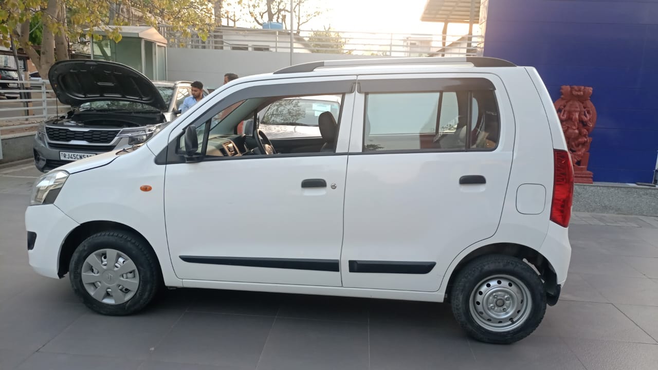 Maruti Suzuki Wagon R LXI - White