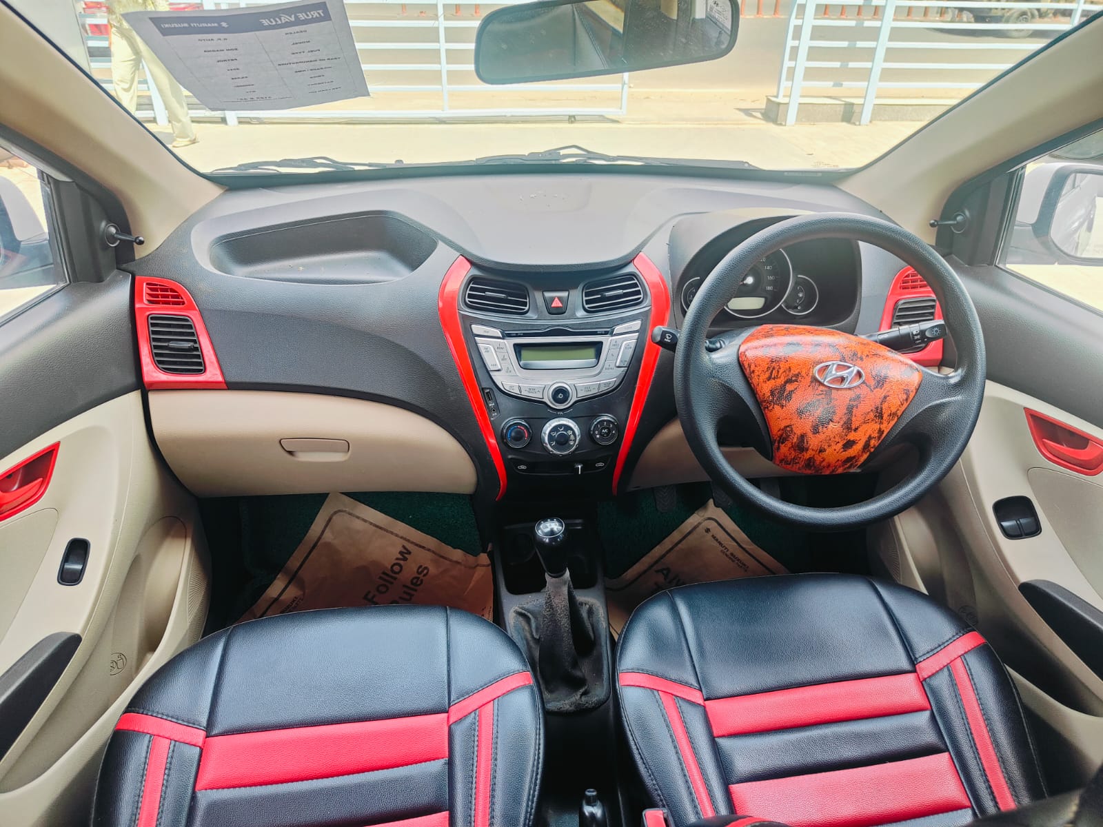 Hyundai-Eon Magana-White