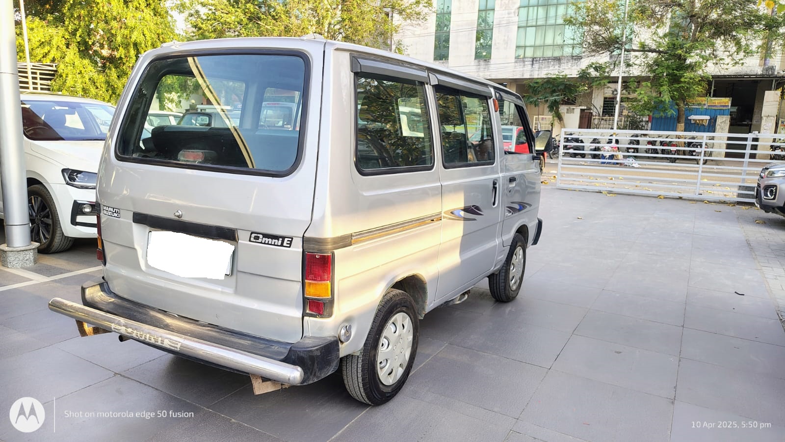 Maruti Suzuki Omni EMPI STD