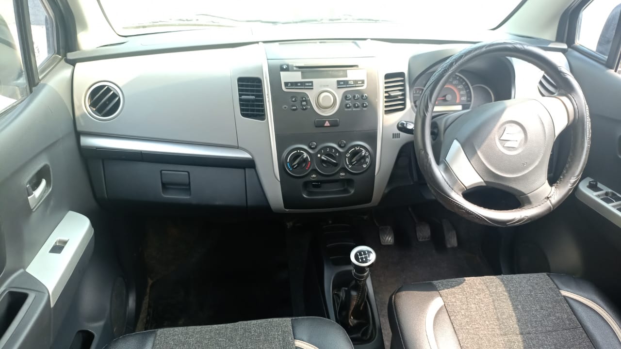 Maruti Suzuki Wagon R Vxi- White