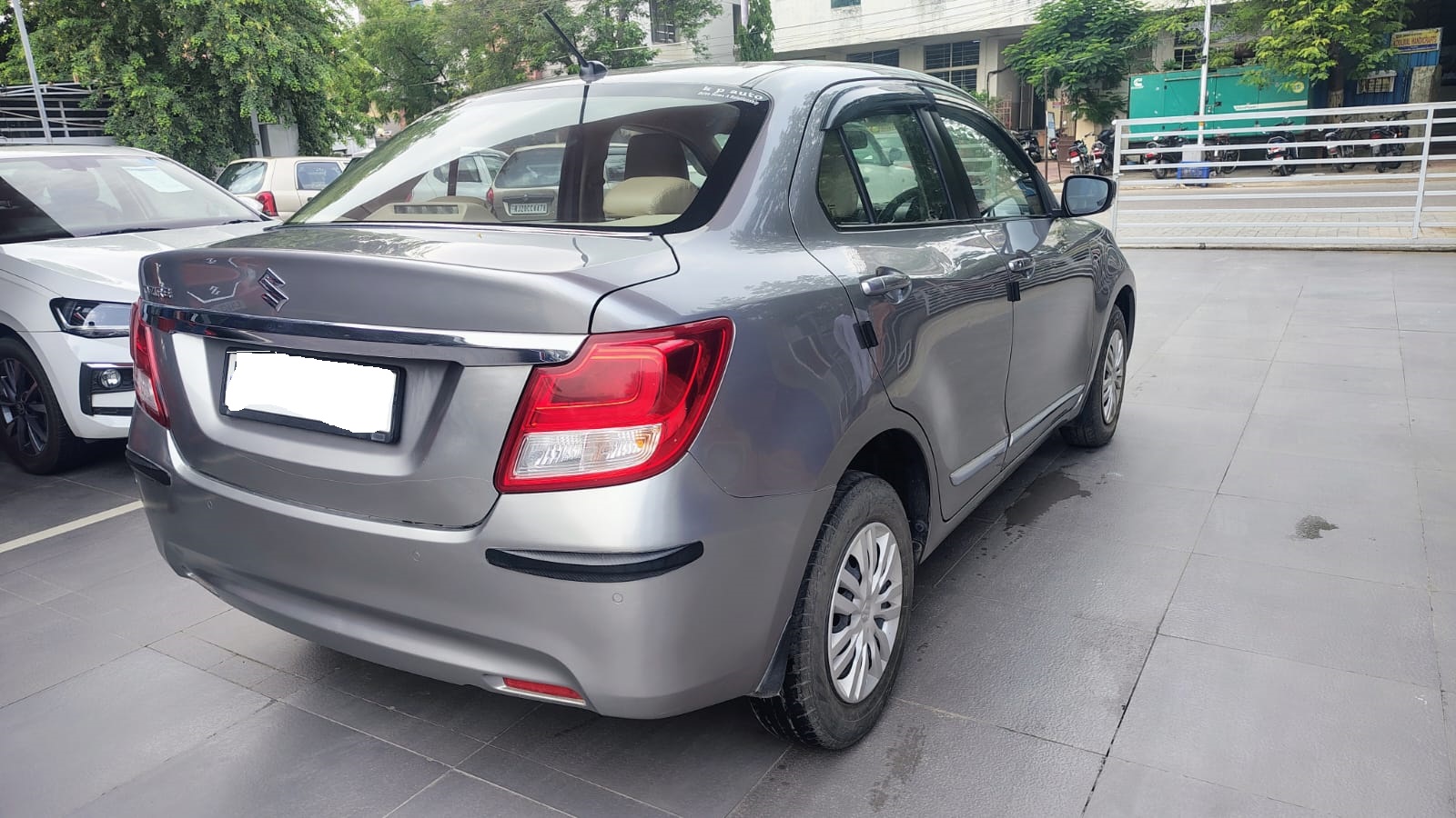 Maruti Suzuki Dzire VXI AGS