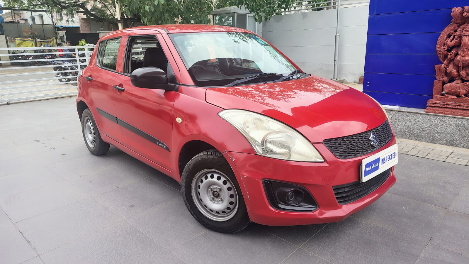 Maruti Suzuki Swift LXI