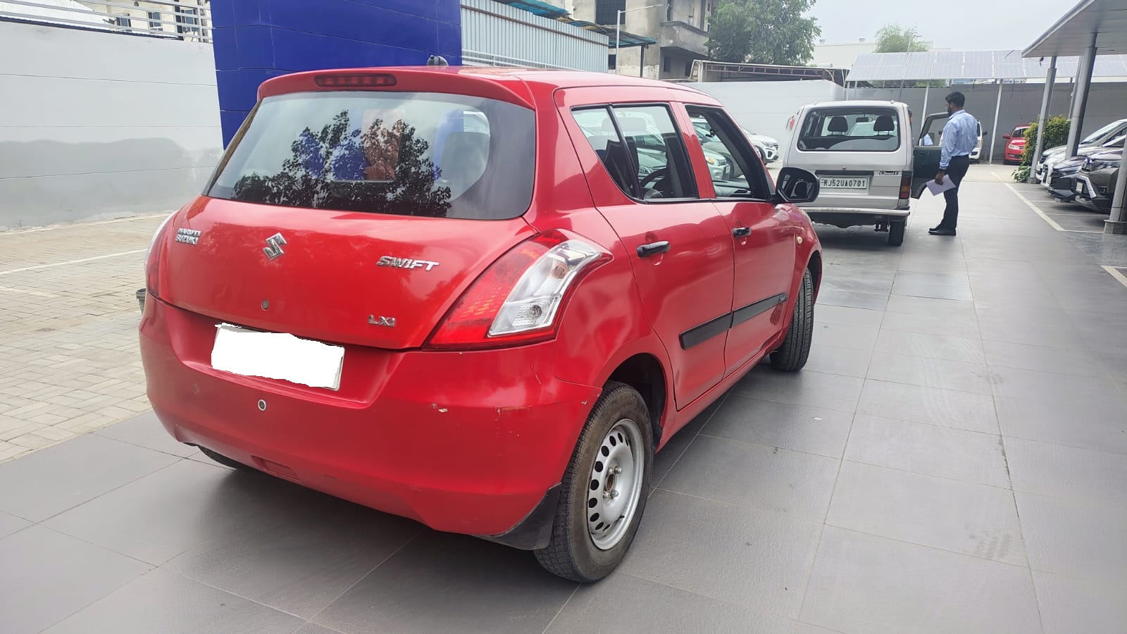 Maruti Suzuki Swift LXI