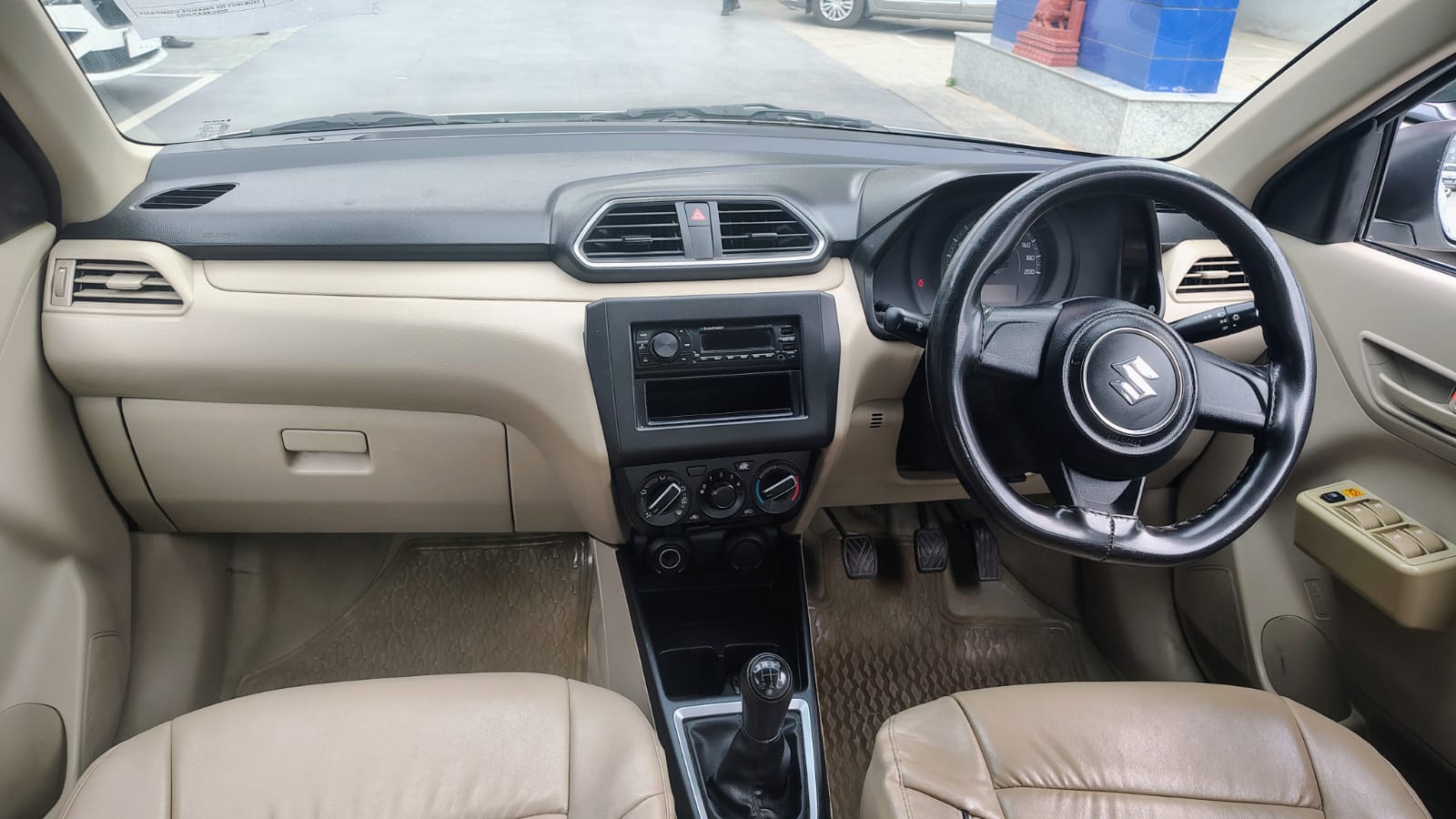 Maruti Suzuki Dzire Lxi – White