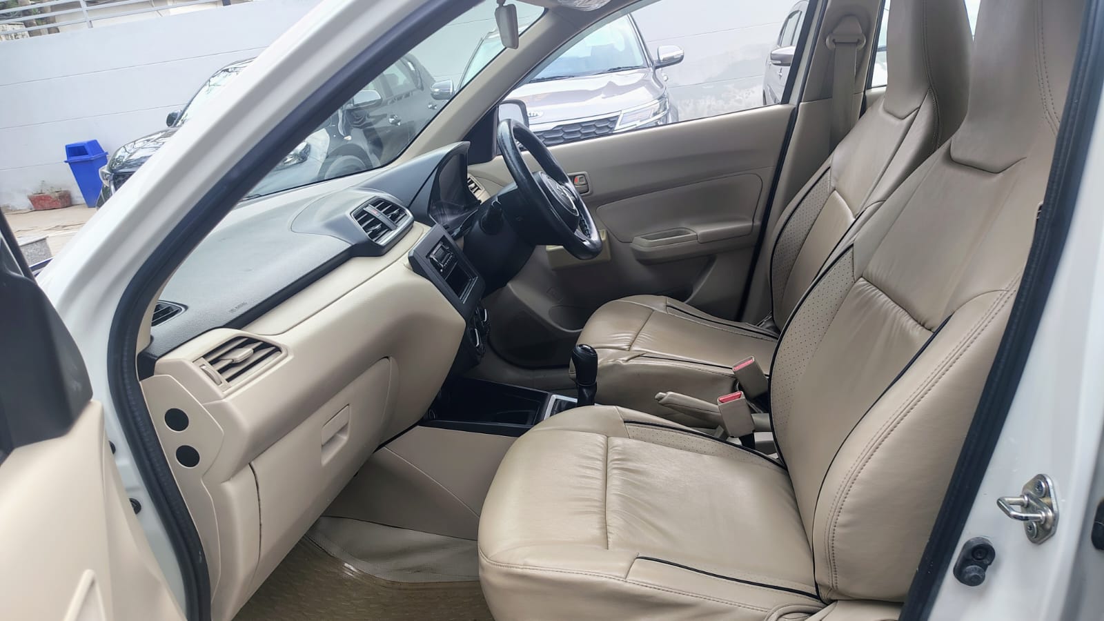 Maruti Suzuki Dzire Lxi – White