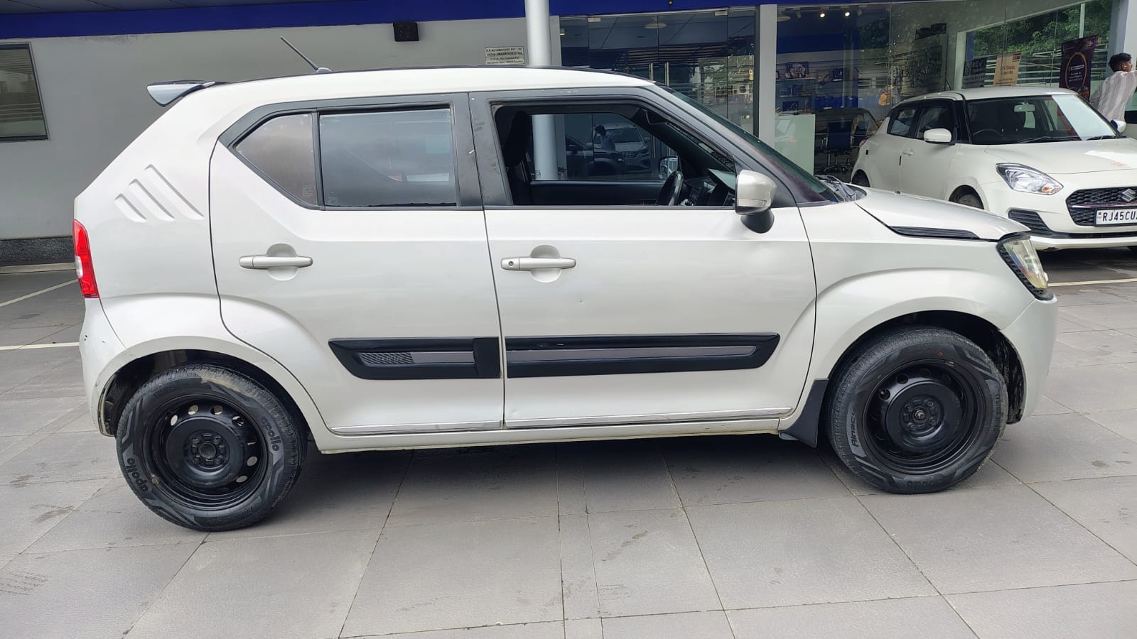 Maruti Suzuki Ignis Delta