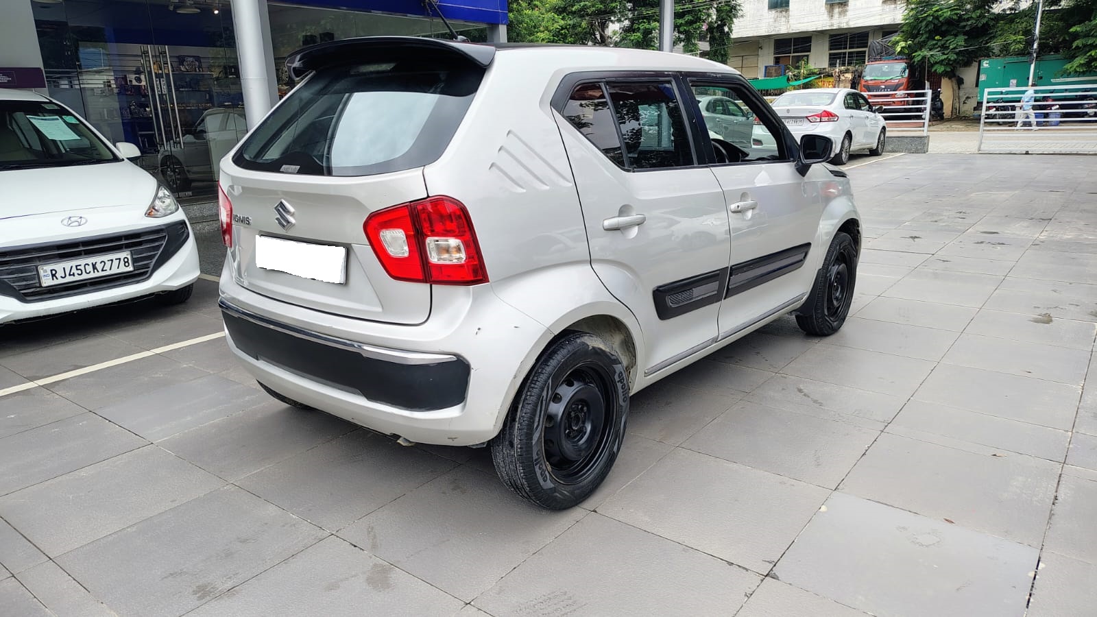 Maruti Suzuki Ignis Delta
