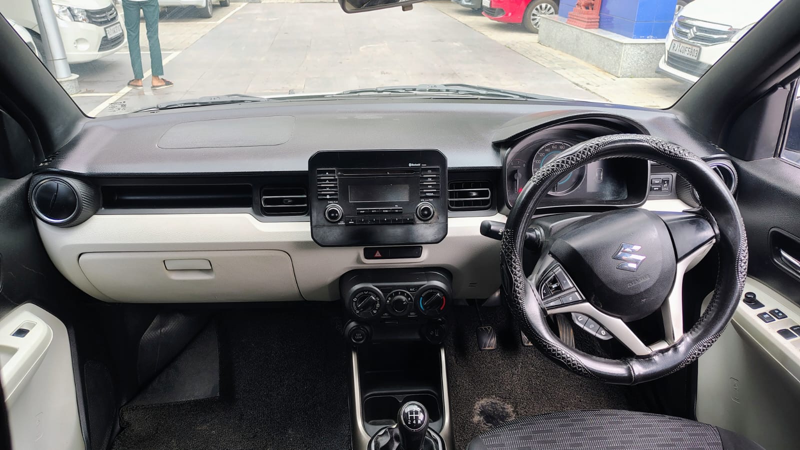 Maruti Suzuki Ignis Delta