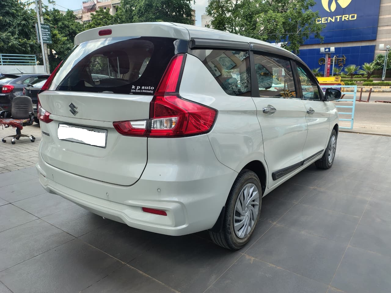 Maruti Suzuki Ertiga VXI