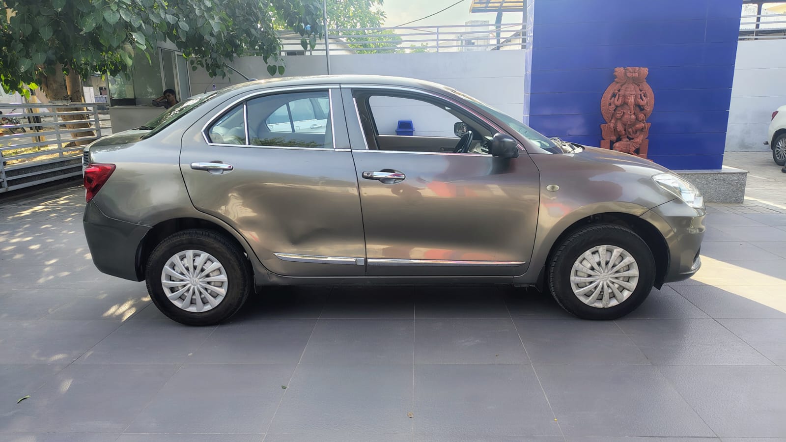 Maruti Suzuki Dzire LXI