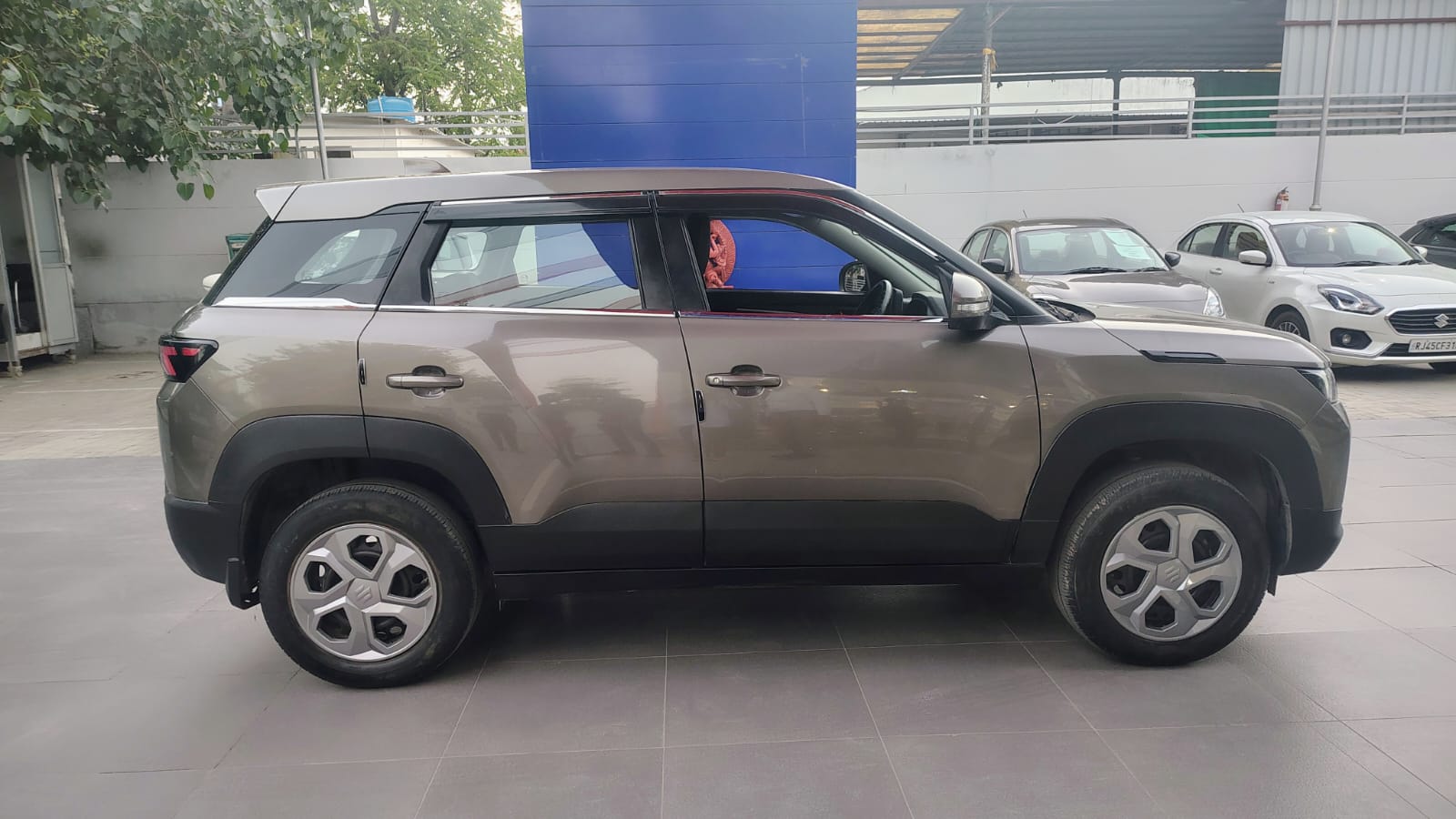 Maruti Suzuki Brezza VXI