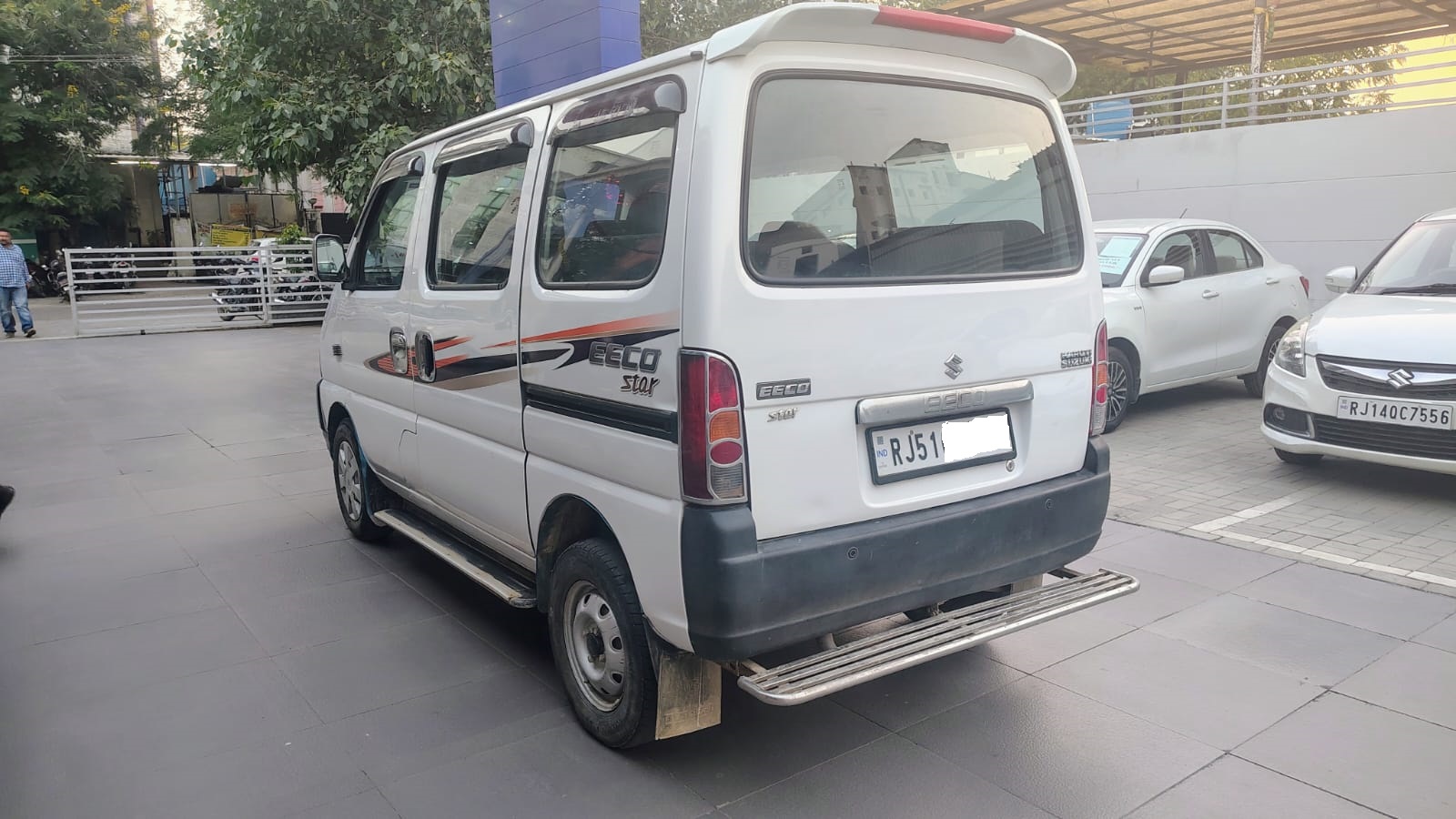 Maruti Suzuki EECO 5 STR
