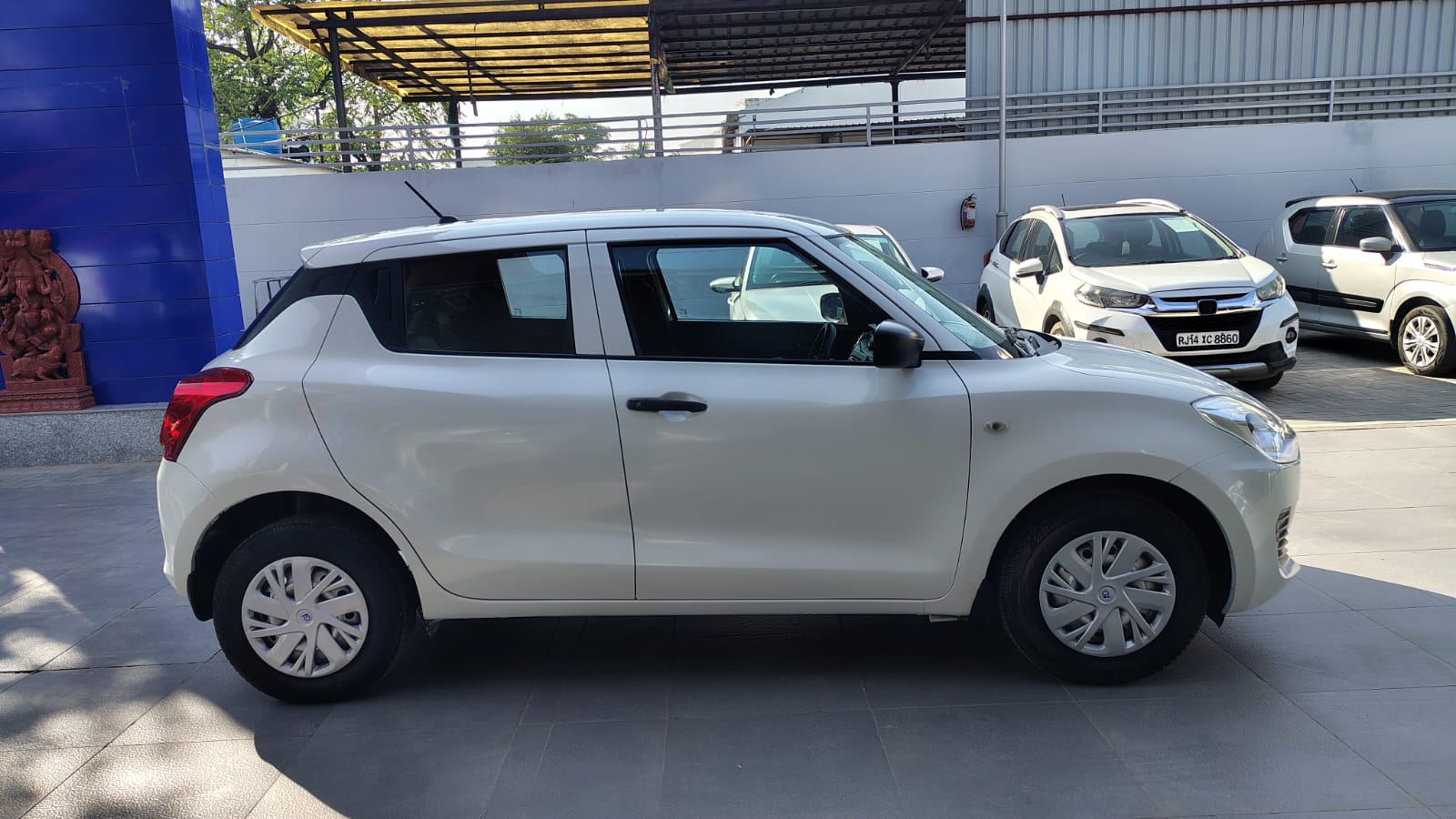 Maruti Suzuki Swift LXI