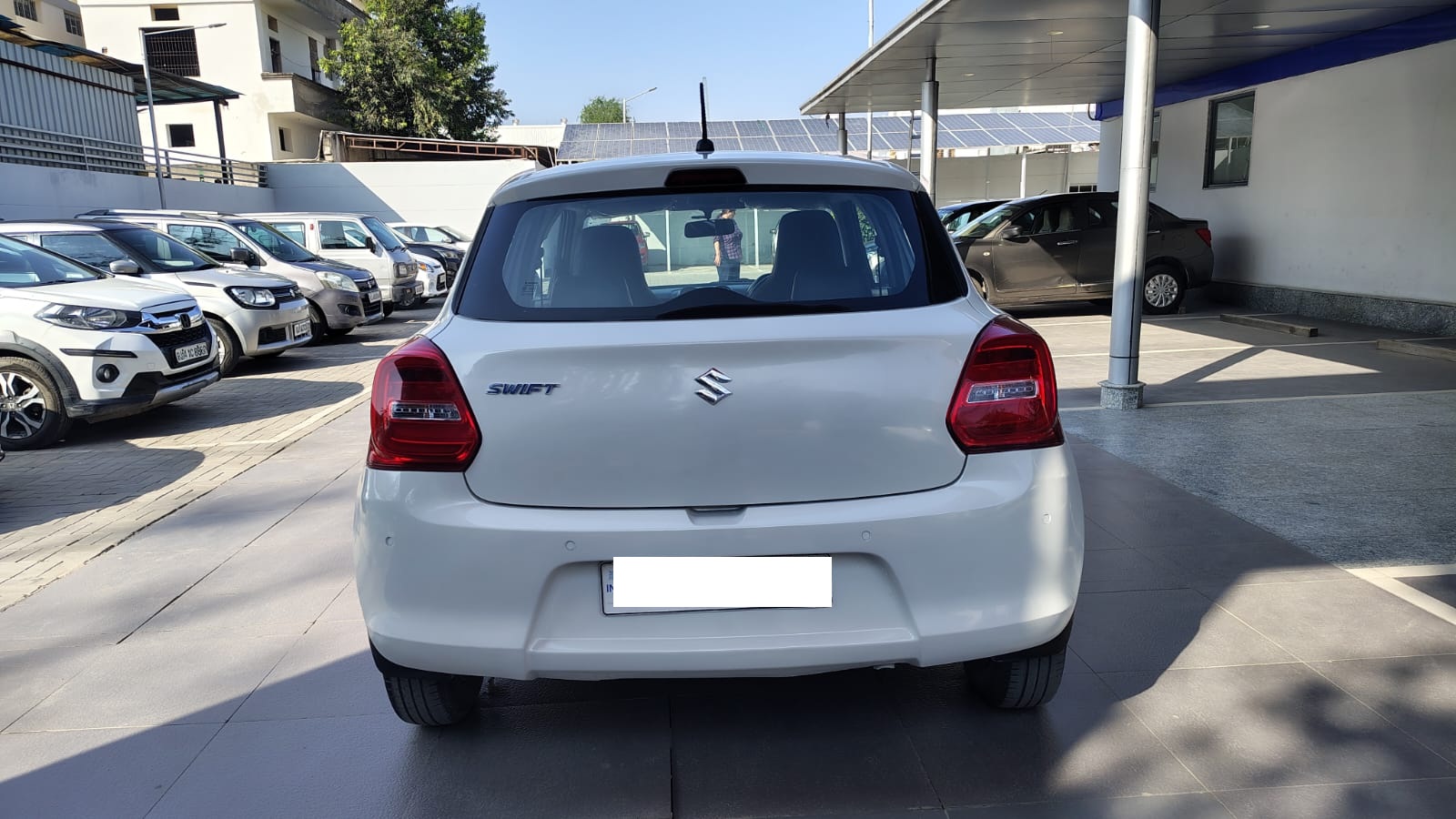 Maruti Suzuki Swift LXI