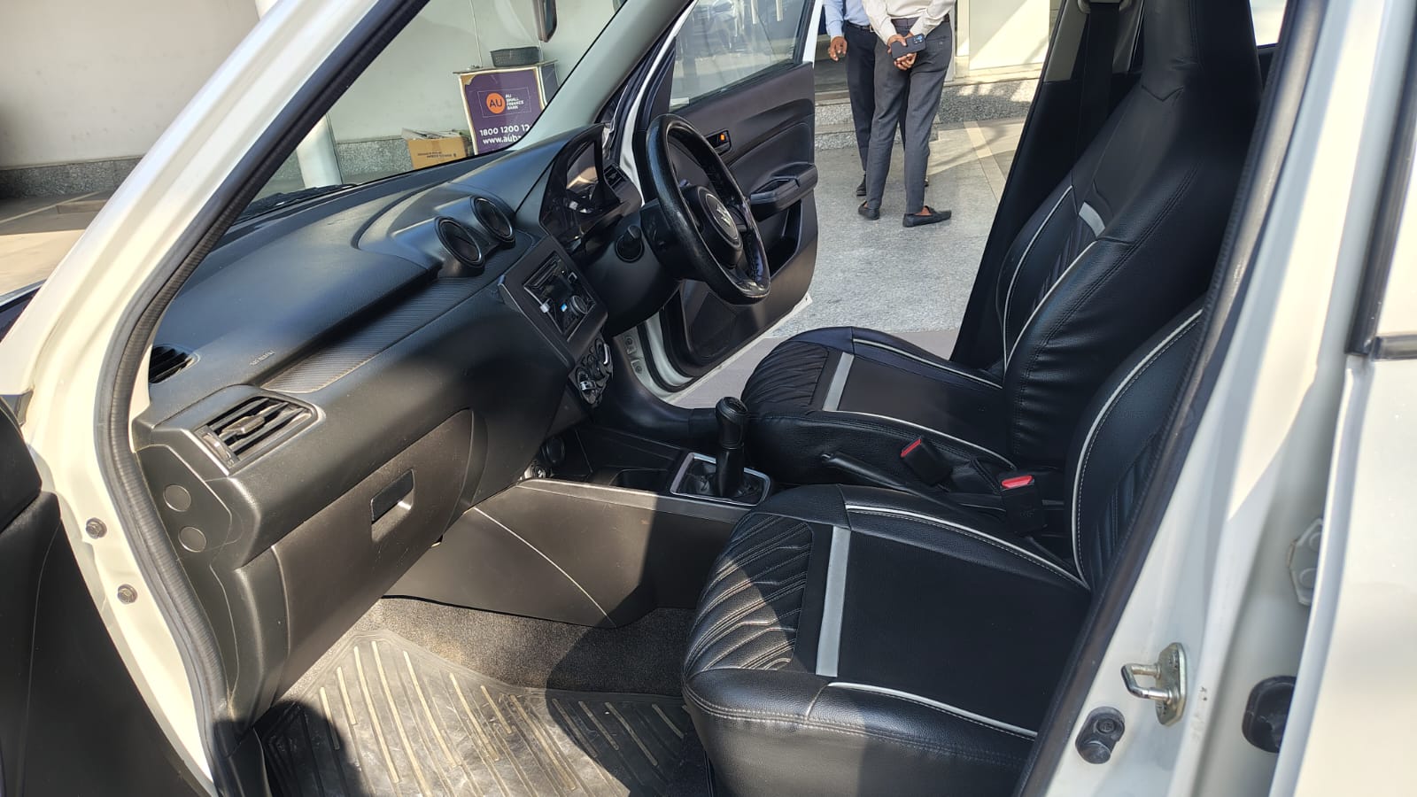 Maruti Suzuki Swift LXI