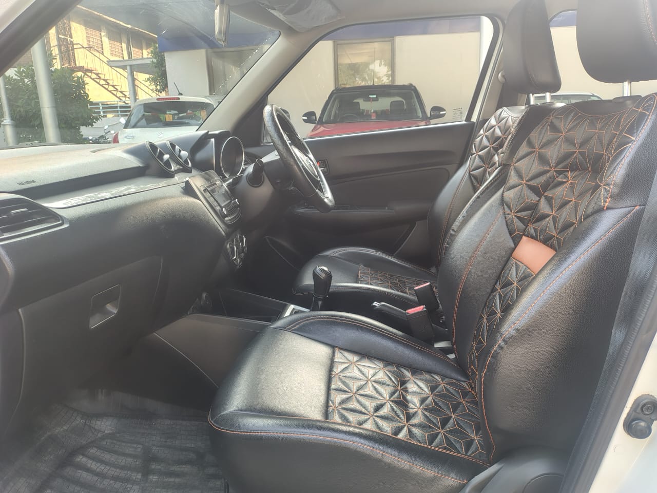 Maruti Suzuki Swift VXI