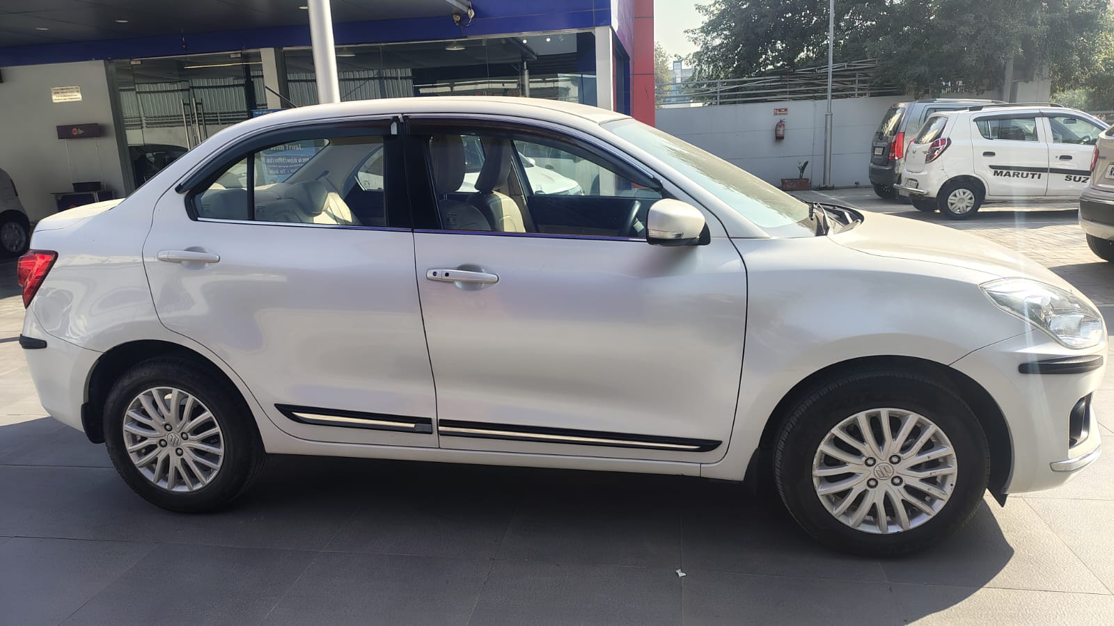 Maruti Suzuki Dzire ZXI