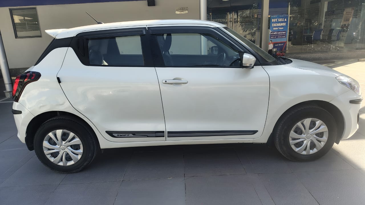 Maruti Suzuki Swift VXI