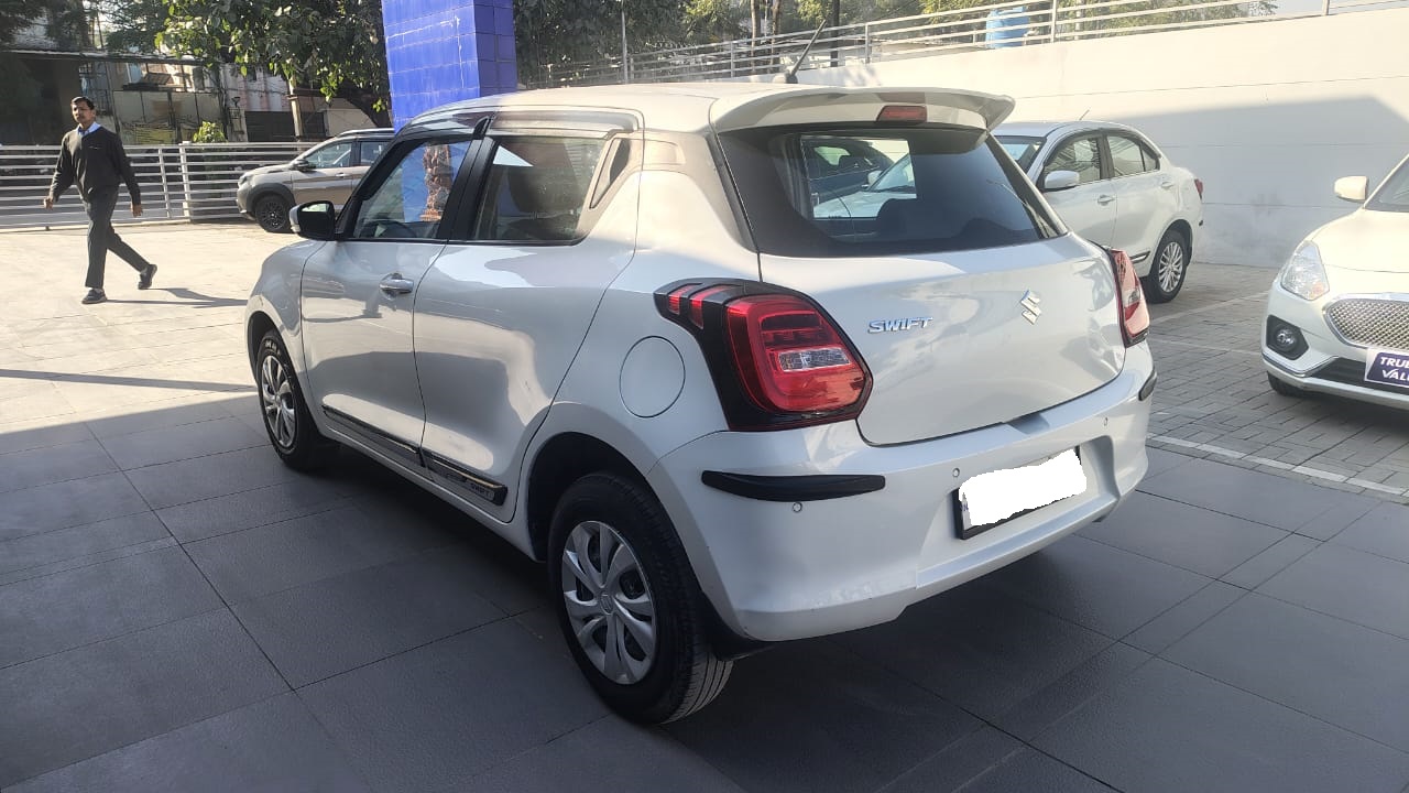 Maruti Suzuki Swift VXI