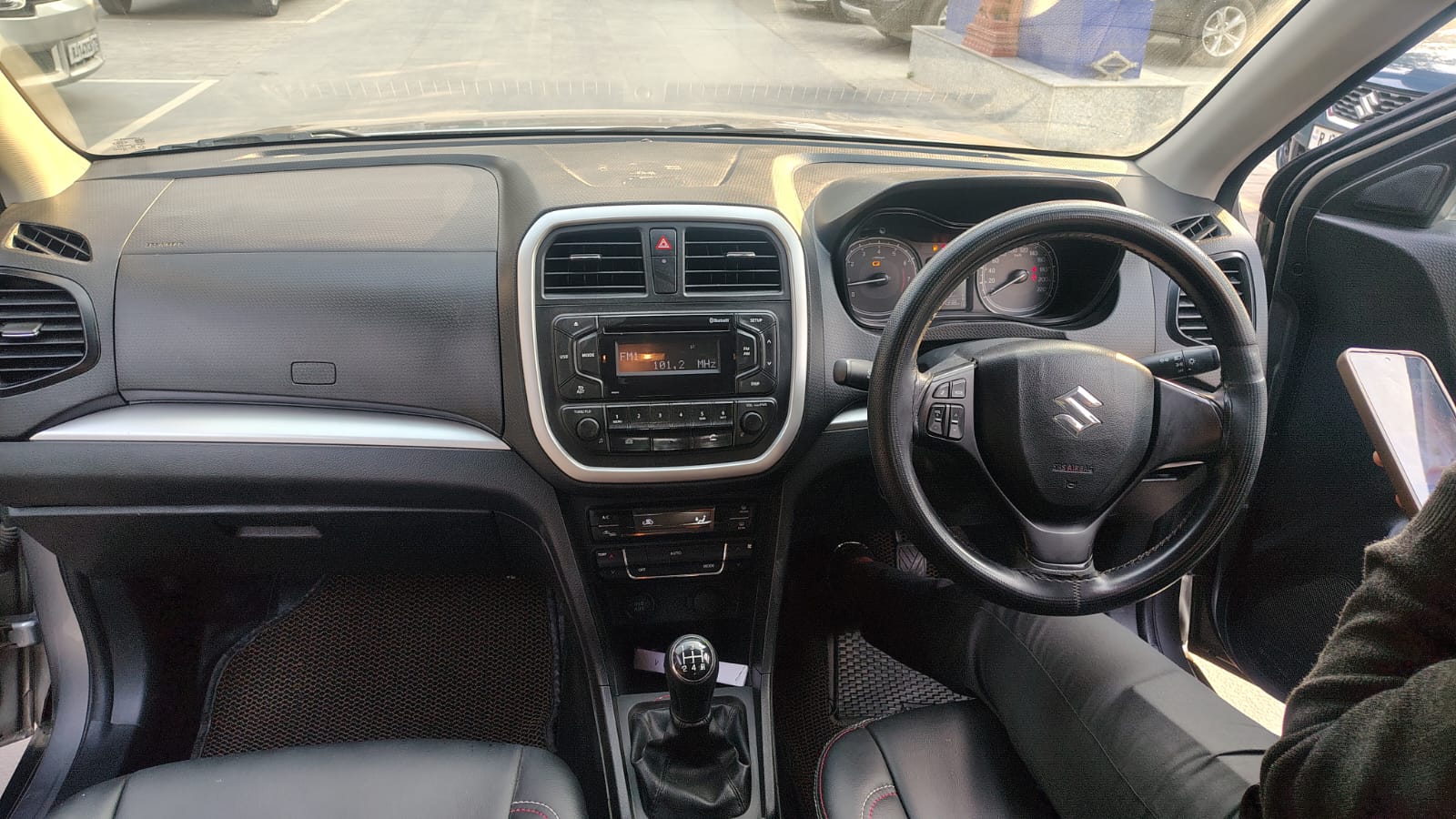 Maruti Suzuki Brezza VXI