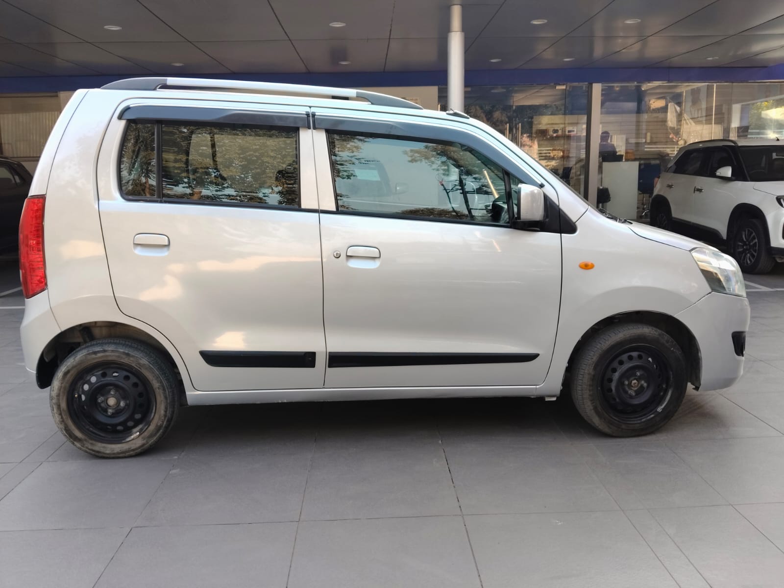 Maruti Suzuki Wagon R VXI