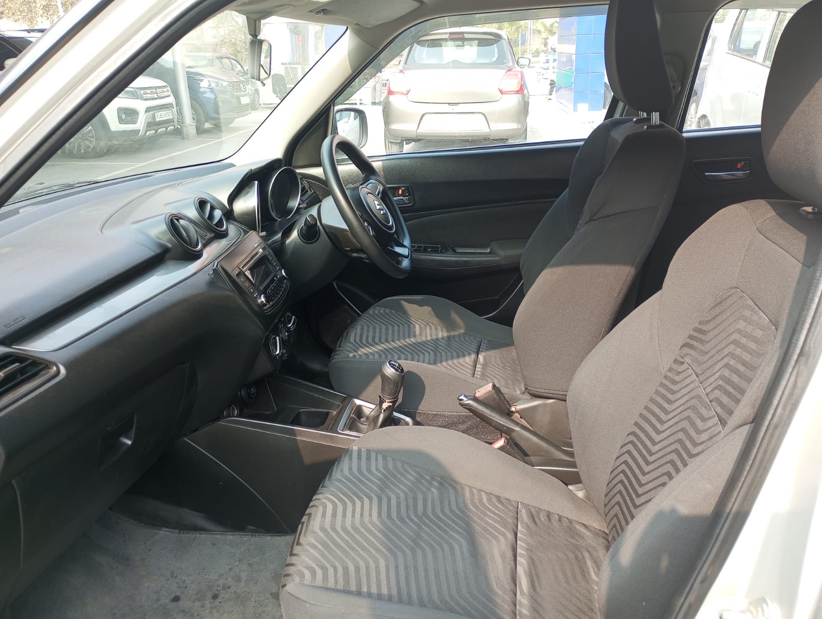 Maruti Suzuki Swift VXI