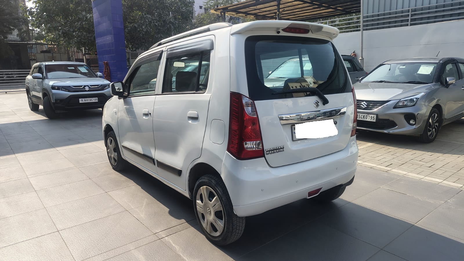 Maruti Suzuki Wagon R VXI AMT