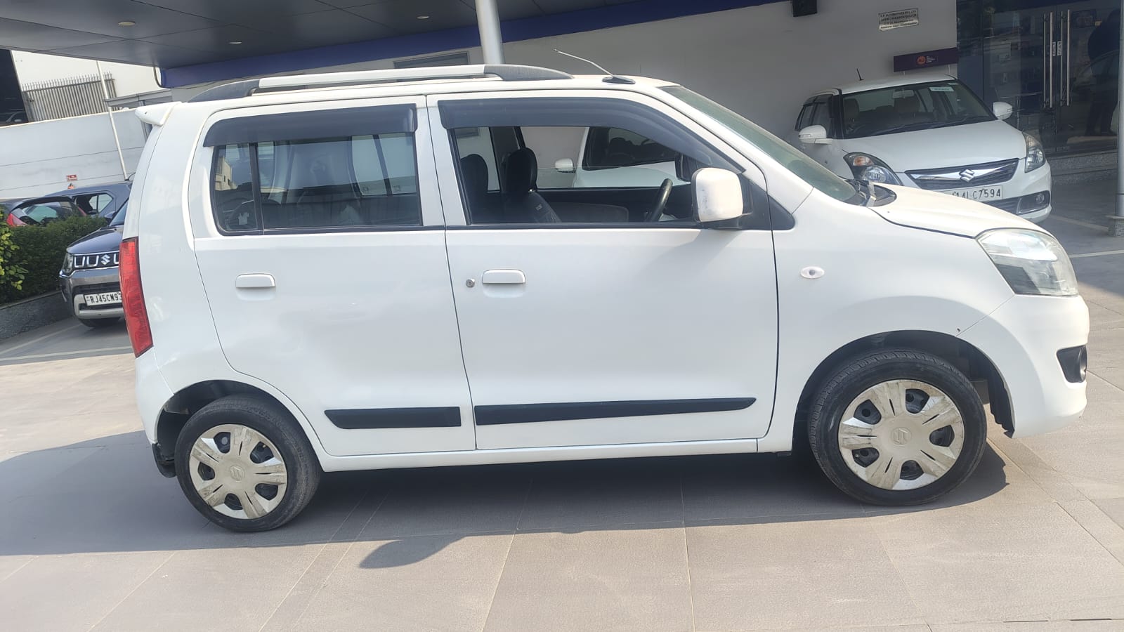 Maruti Suzuki Wagon R VXI AMT