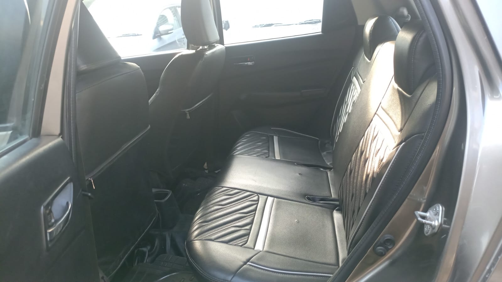 Maruti Suzuki Swift VXI