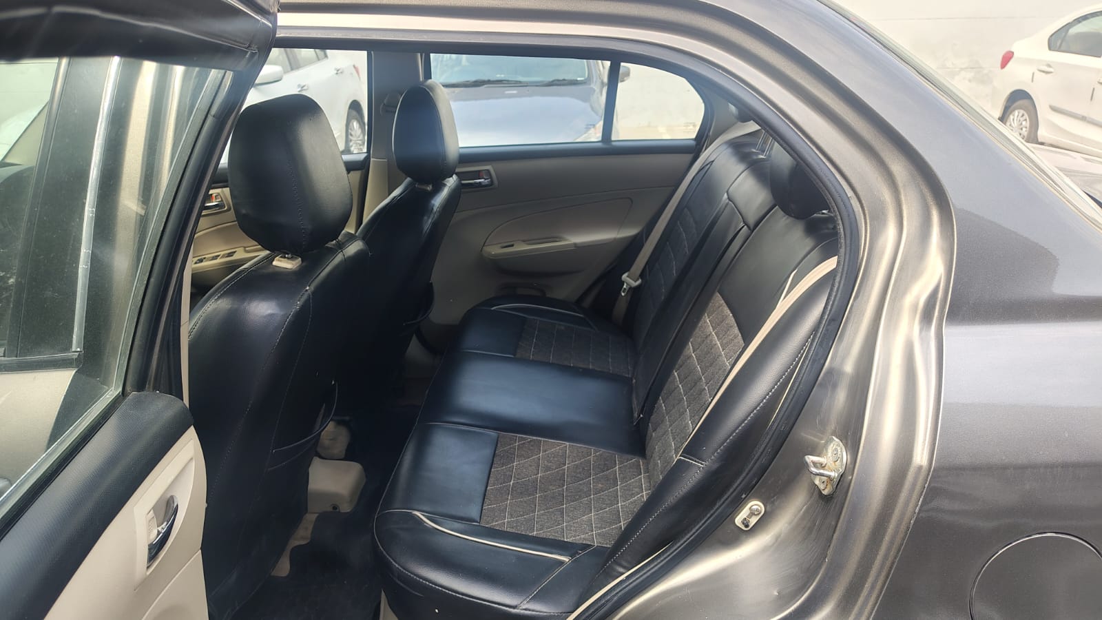 Maruti Suzuki Swift Dzire VXI