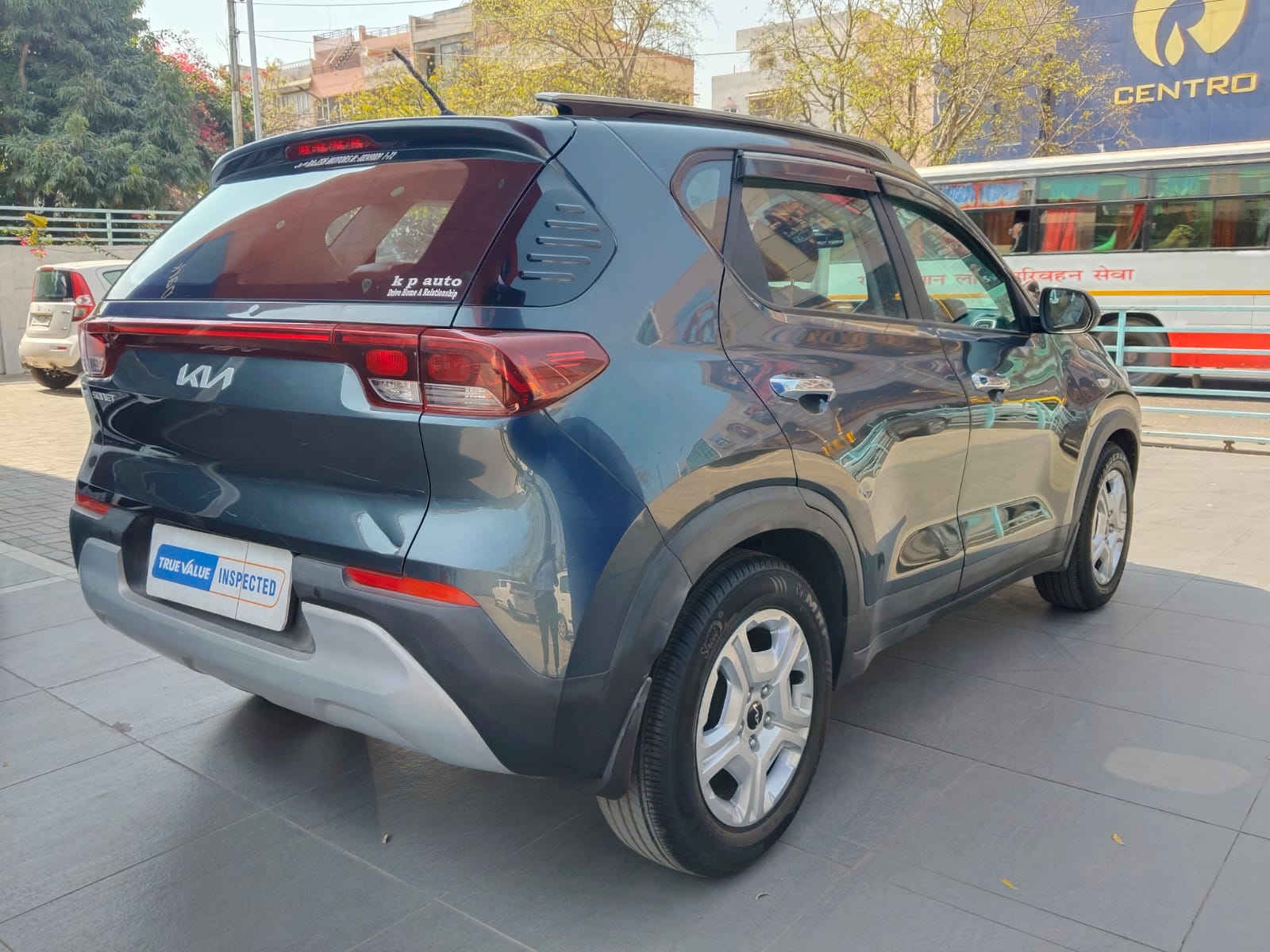 Kia Sonet G1.2 5MT HTK