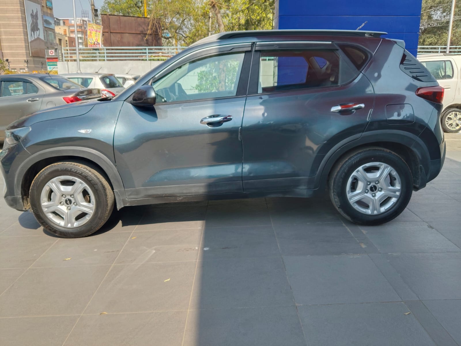 Kia Sonet G1.2 5MT HTK