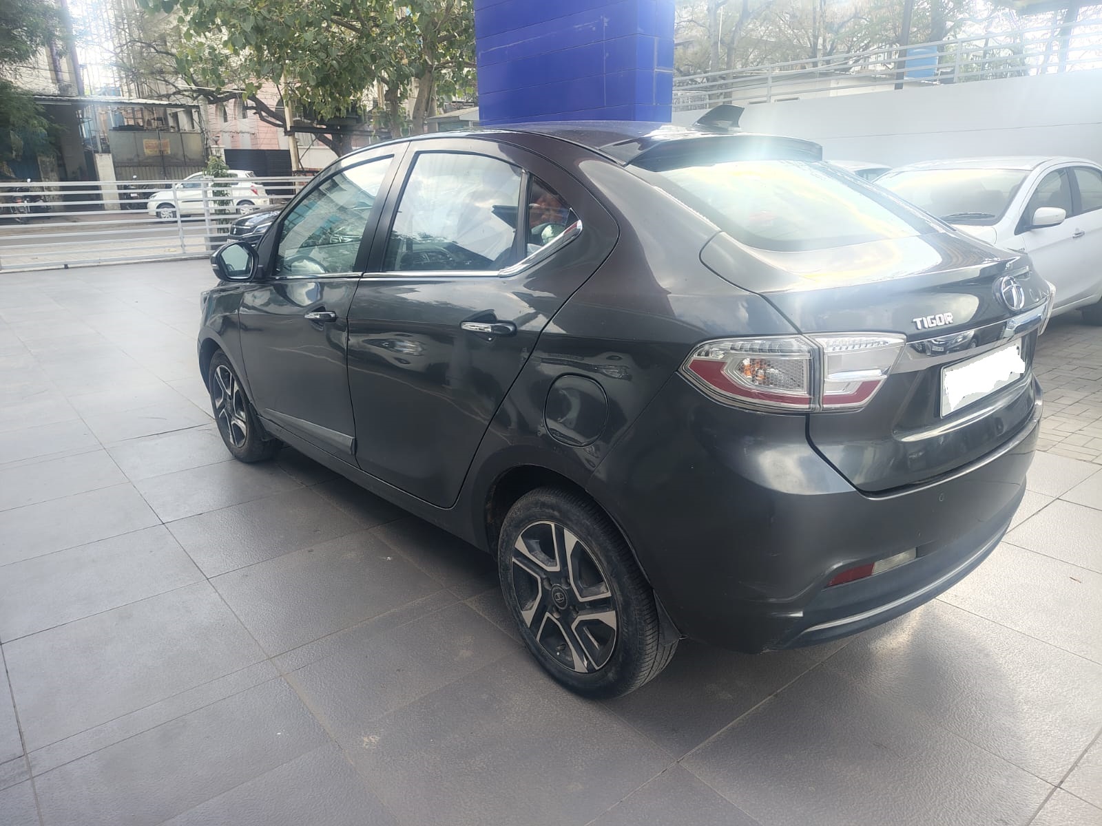 Tata Tigor XZ+