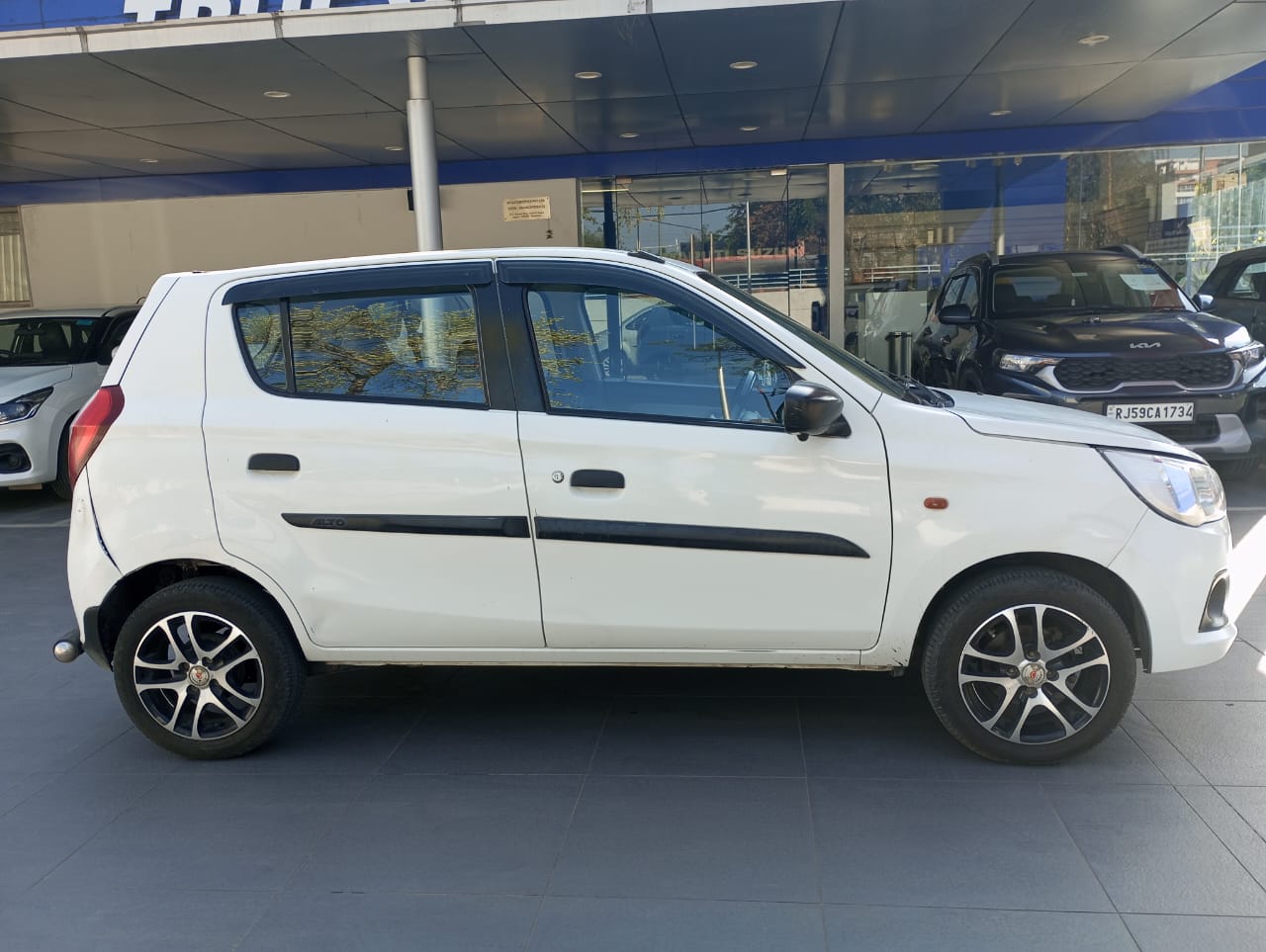 Maruti Suzuki Alto K10 VXI AMT