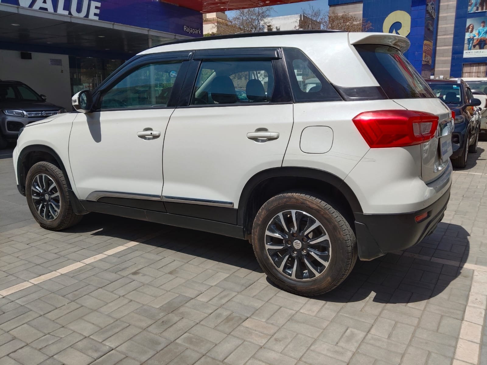 Maruti Suzuki Brezza VXI