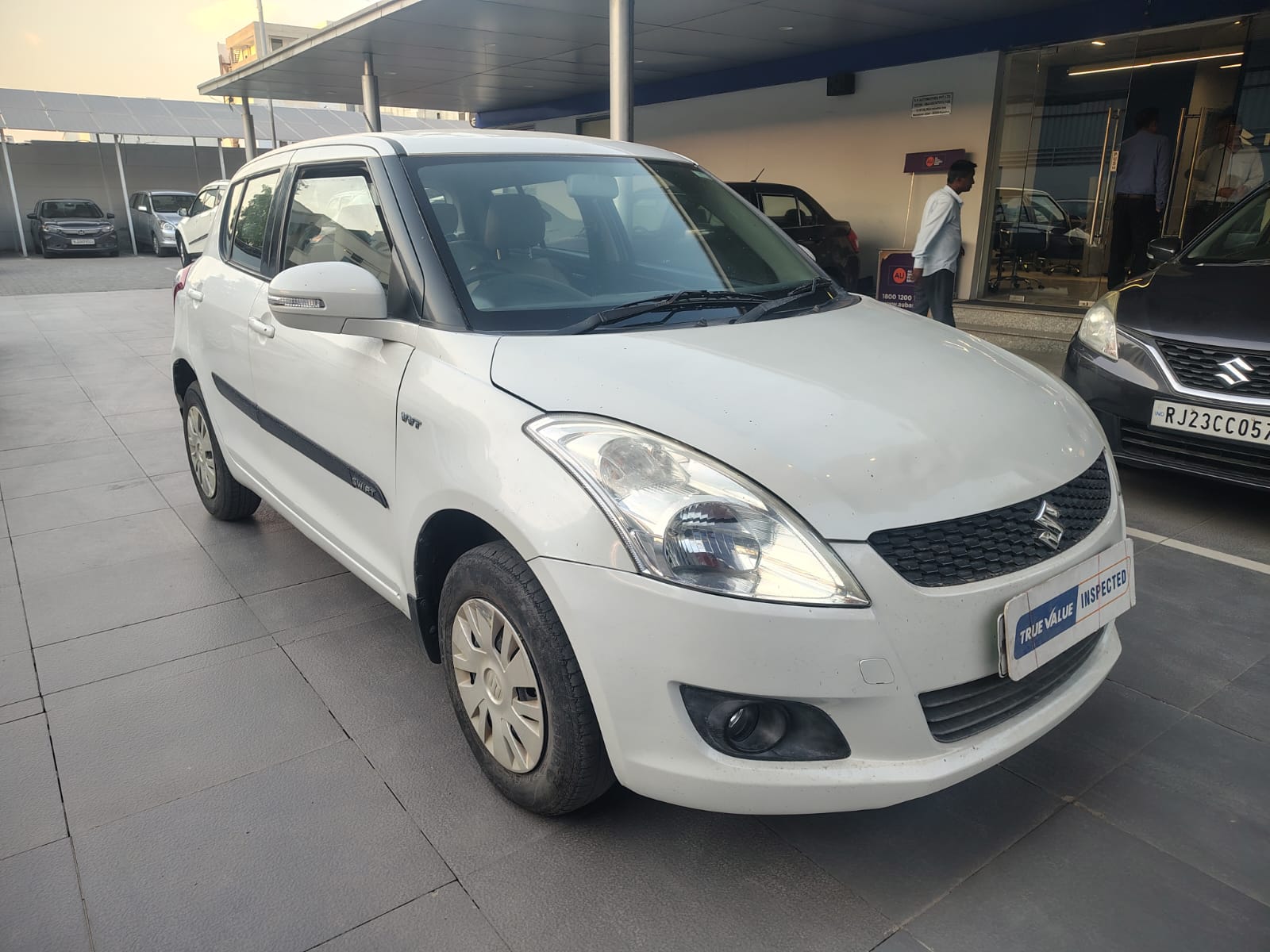 Maruti Suzuki Swift VXI