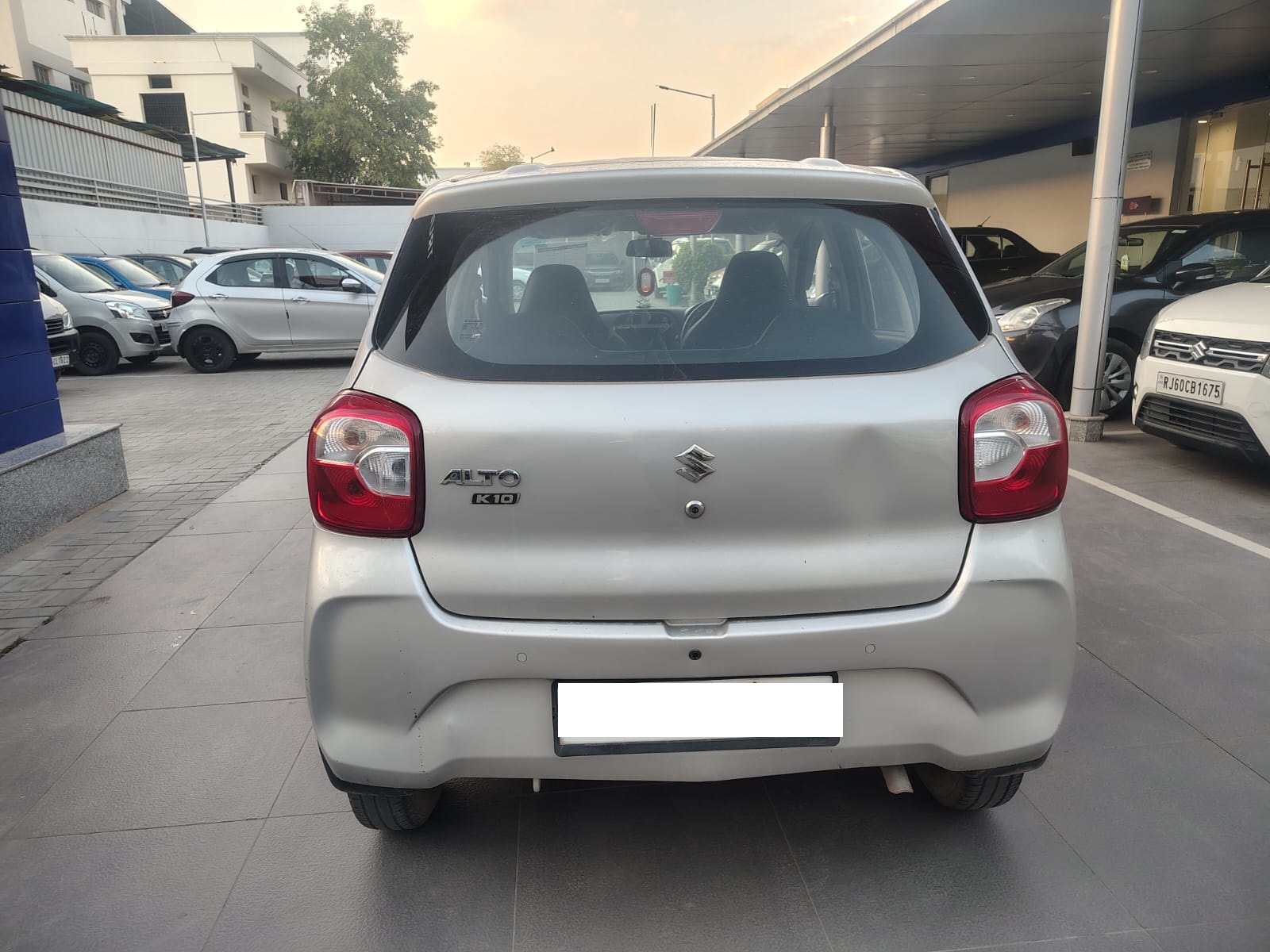 Maruti Suzuki Alto k-10 VXI