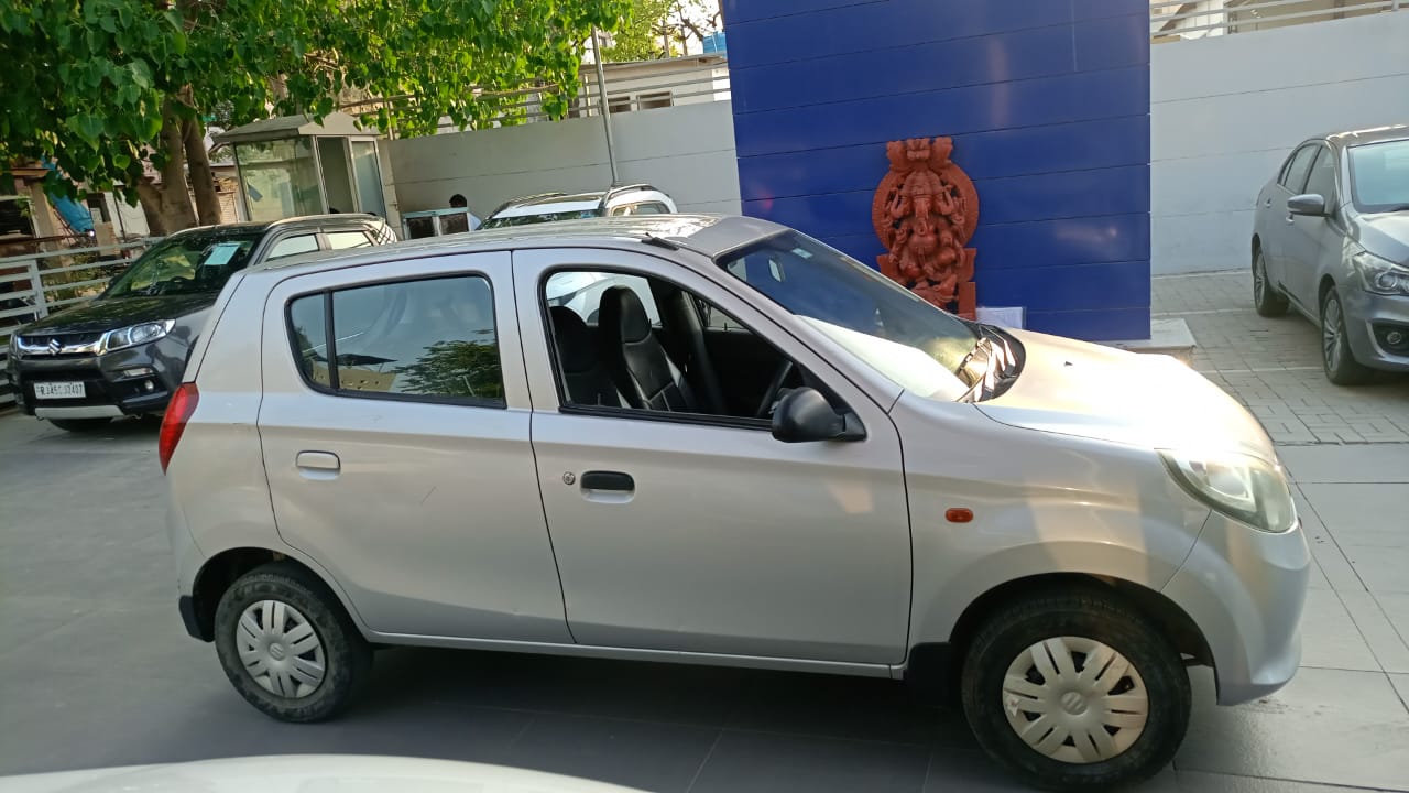 Maruti Suzuki Alto 800 Lxi- Silver