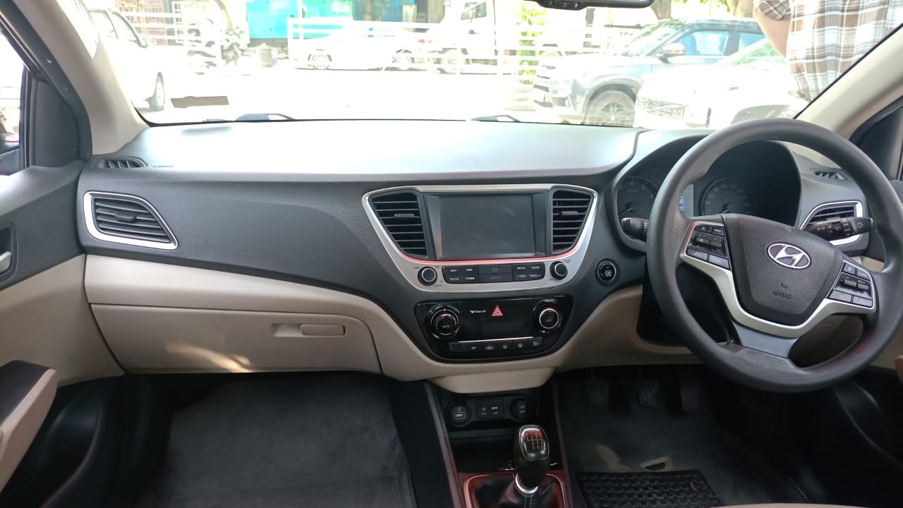 Hyundai Verna 1.6 SX